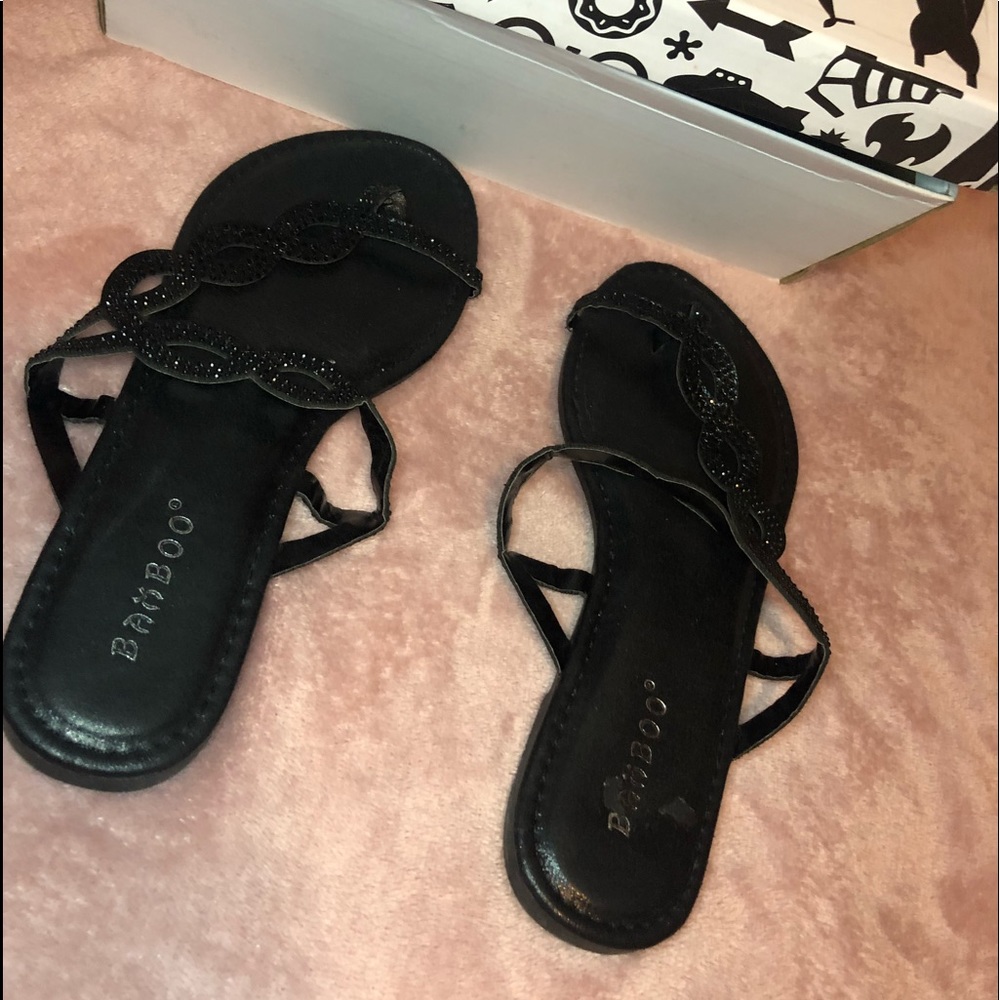 Sandles